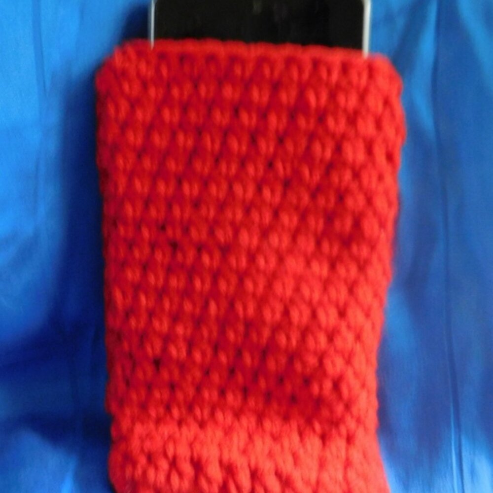 Red crocheted cellphone case